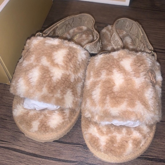Michael Kors JUNIPER SLIDE SLIPPER in Camel Multi NWB size 8W BNWT - Picture 4 of 10